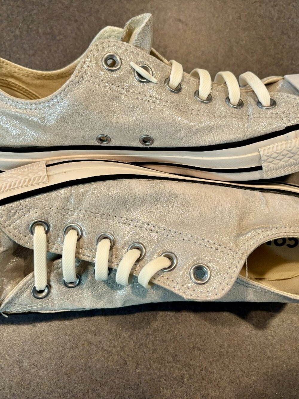 ~~CONVERSE All Star Silver Shimmer Canvas  Sneakers Elastic Laces Womens 9